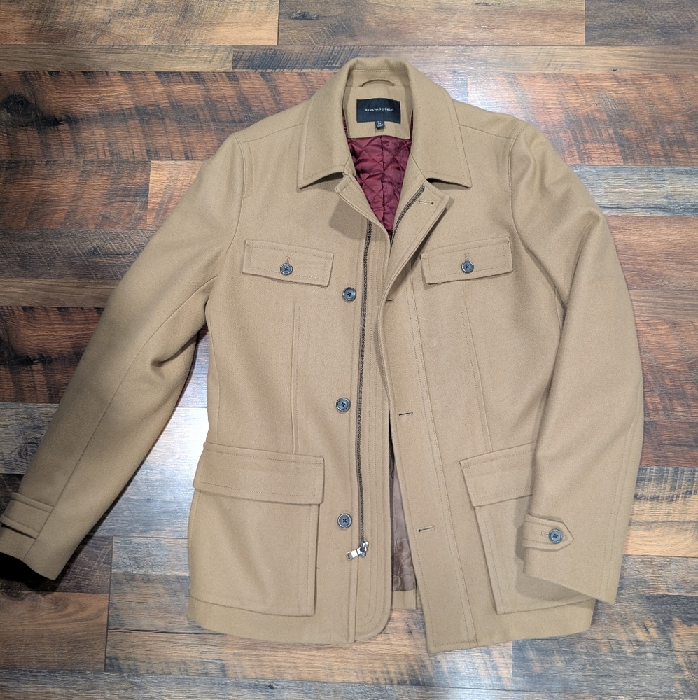 Banana Republic wool coat made in Italy